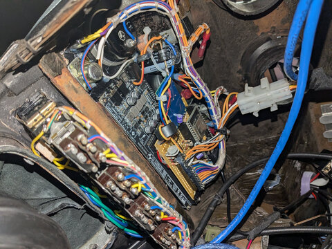 Dash wiring and guts